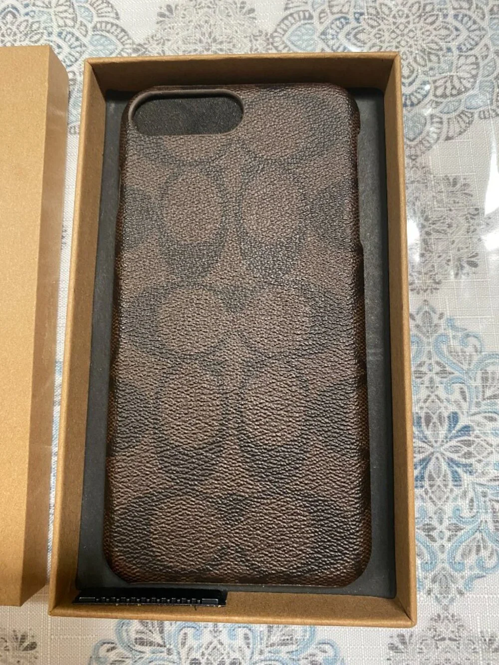 Coach iPhone 8 plus hard case signature canvas Mahogany